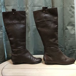 Chesnut Leather Riding Style Boot size 5.5 BAKERS